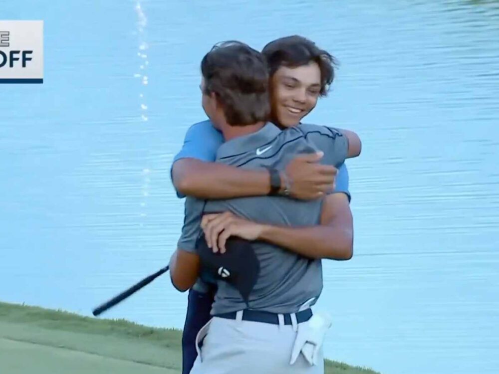 With Charlie Woods as caddie, star teen qualifies for U.S. Open​