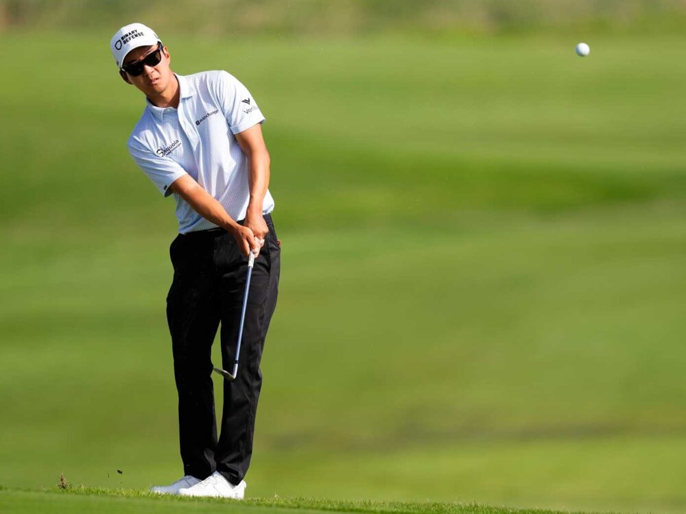 The basics of solid contact on a pitch shot, explained by a top teacher​